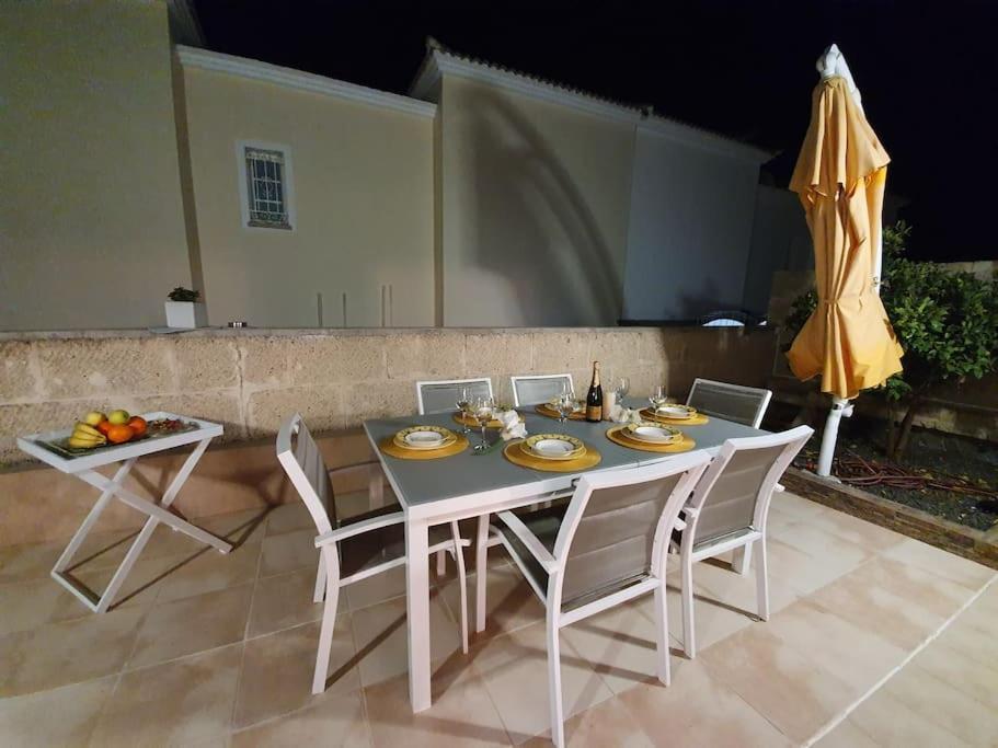 Villa Vanesa Luxury Private Villa With A Heated Pool, 4 Bedrooms And 4 Bathrooms Costa Adeje  Eksteriør billede